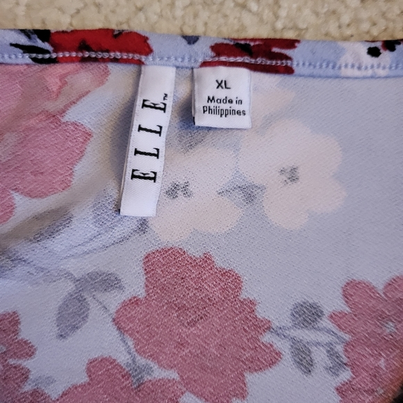 Women's Elle Short Sleeved Floral Top Size XL - Picture 4 of 7